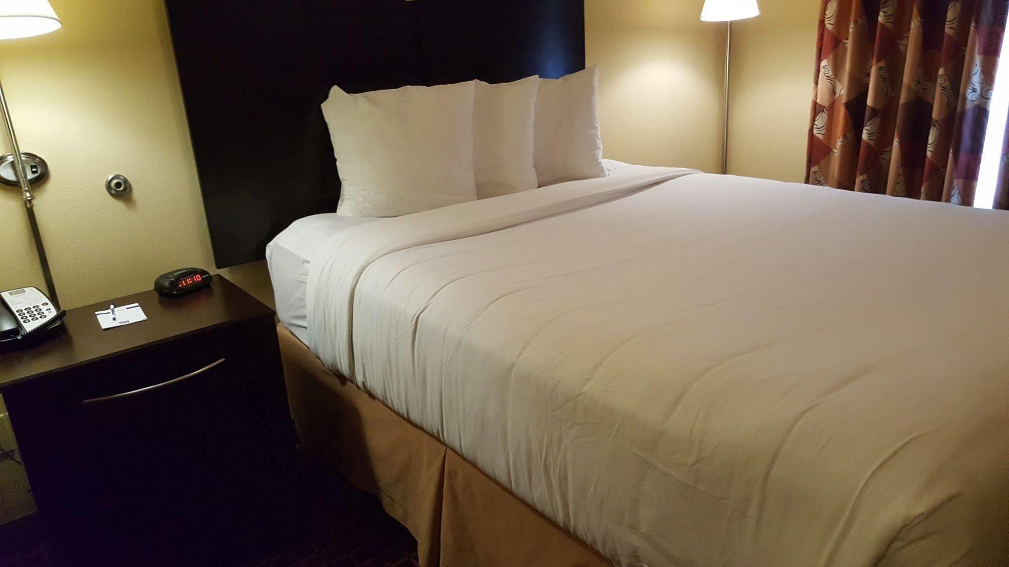 Affordable Suites Of America Rogers - Bentonville Екстериор снимка
